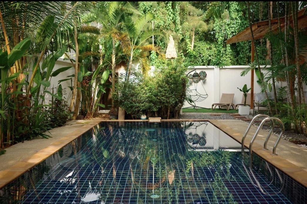 Beachfront pool villa – Phuket